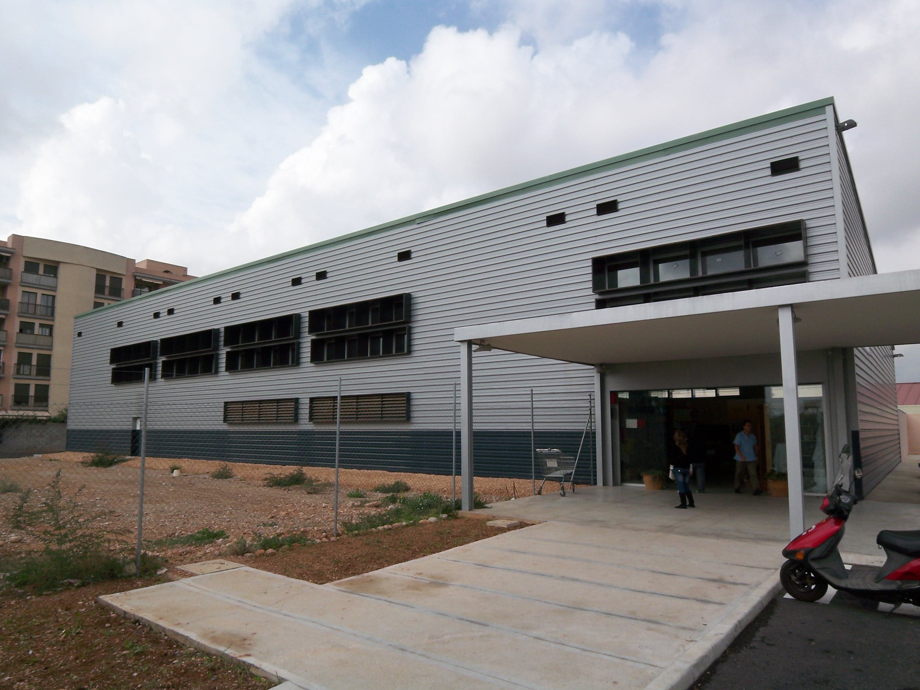 Deixalles Foundation industrial building 7