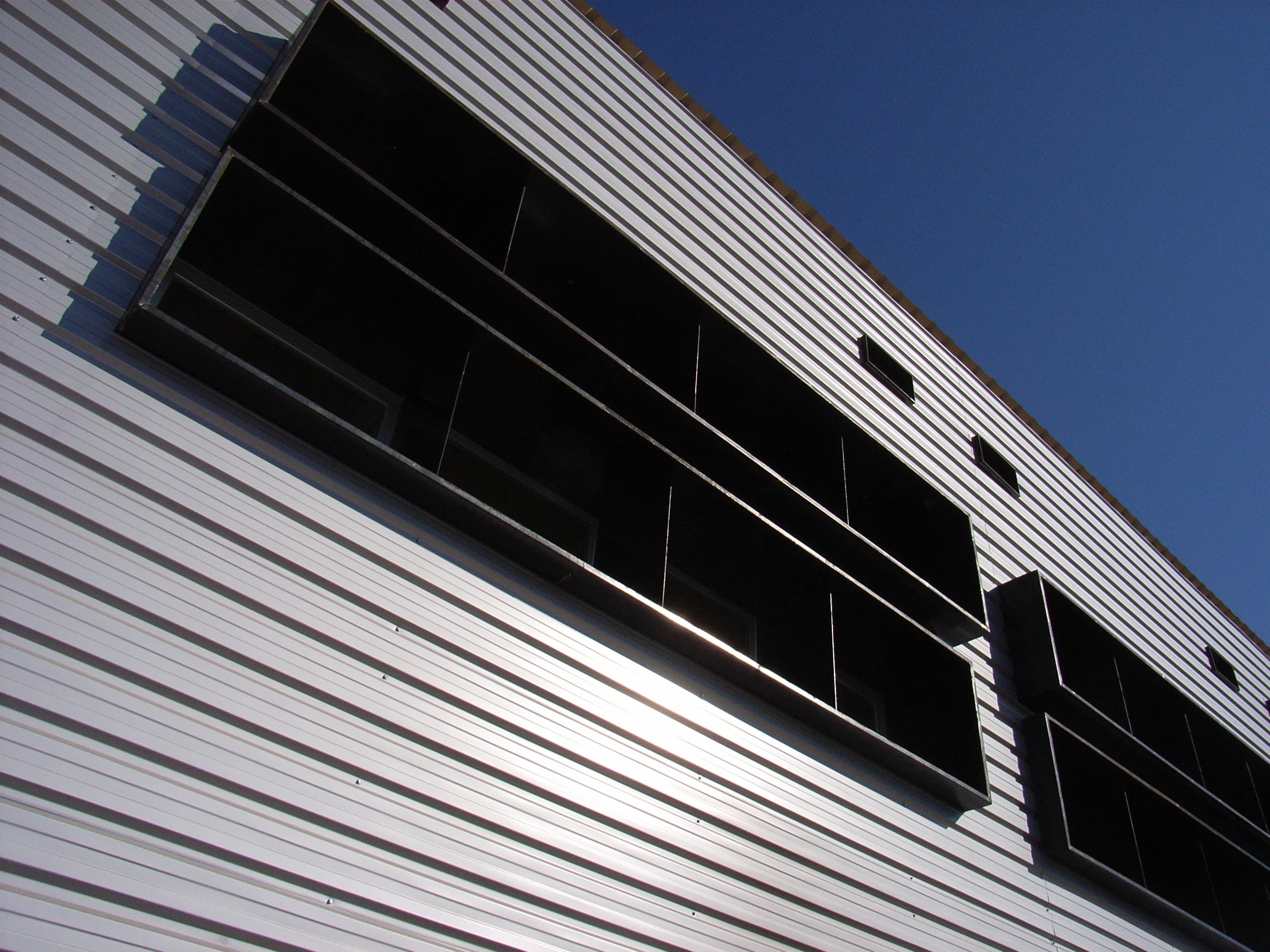 Deixalles Foundation industrial building 9