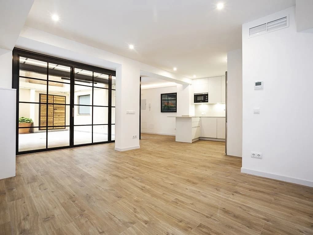 Change of use from office to apartment